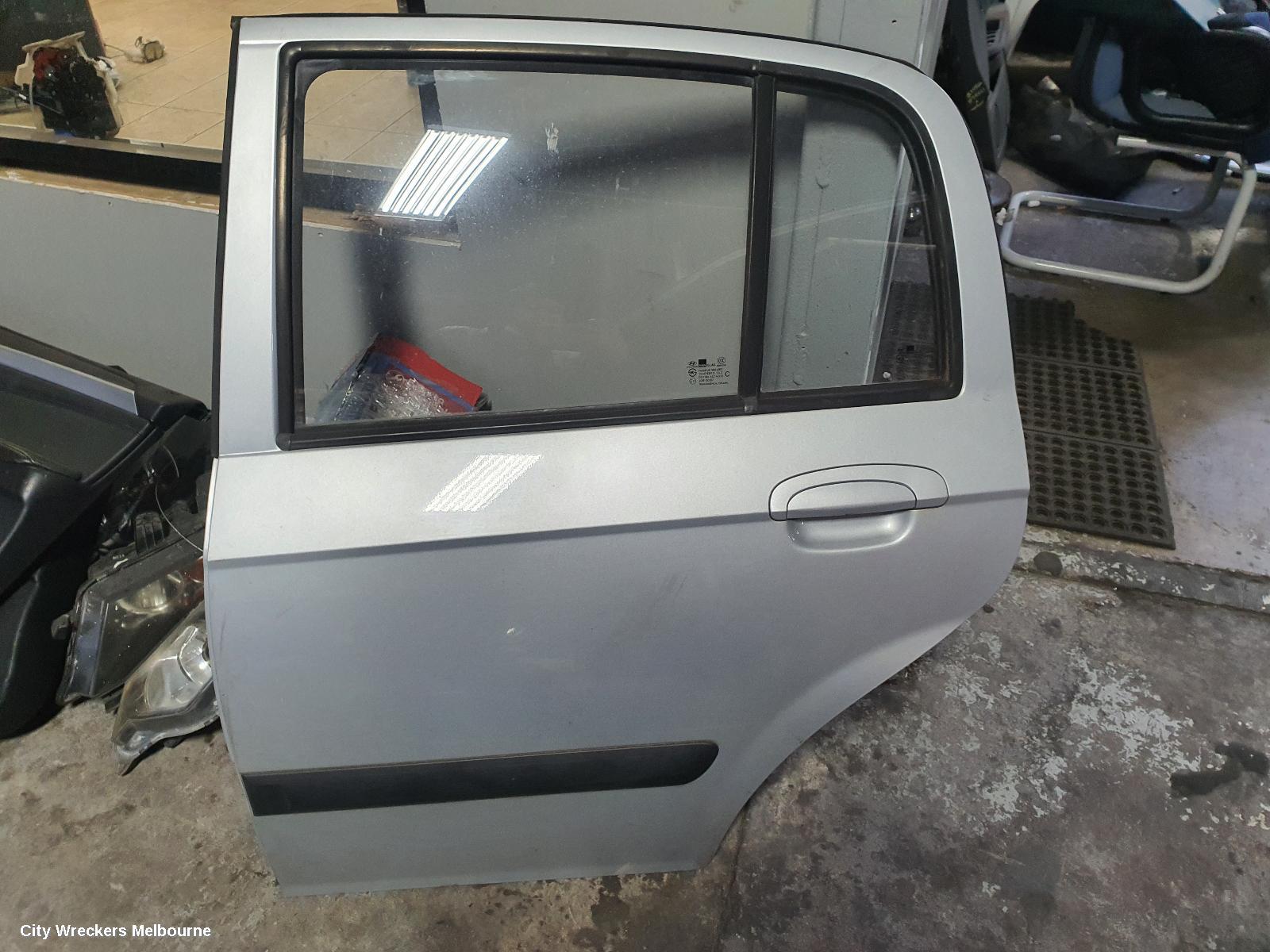 HYUNDAI GETZ LEFT REAR DOOR/SLIDING, TB, 09/2002 - 09/2011 - Image 3