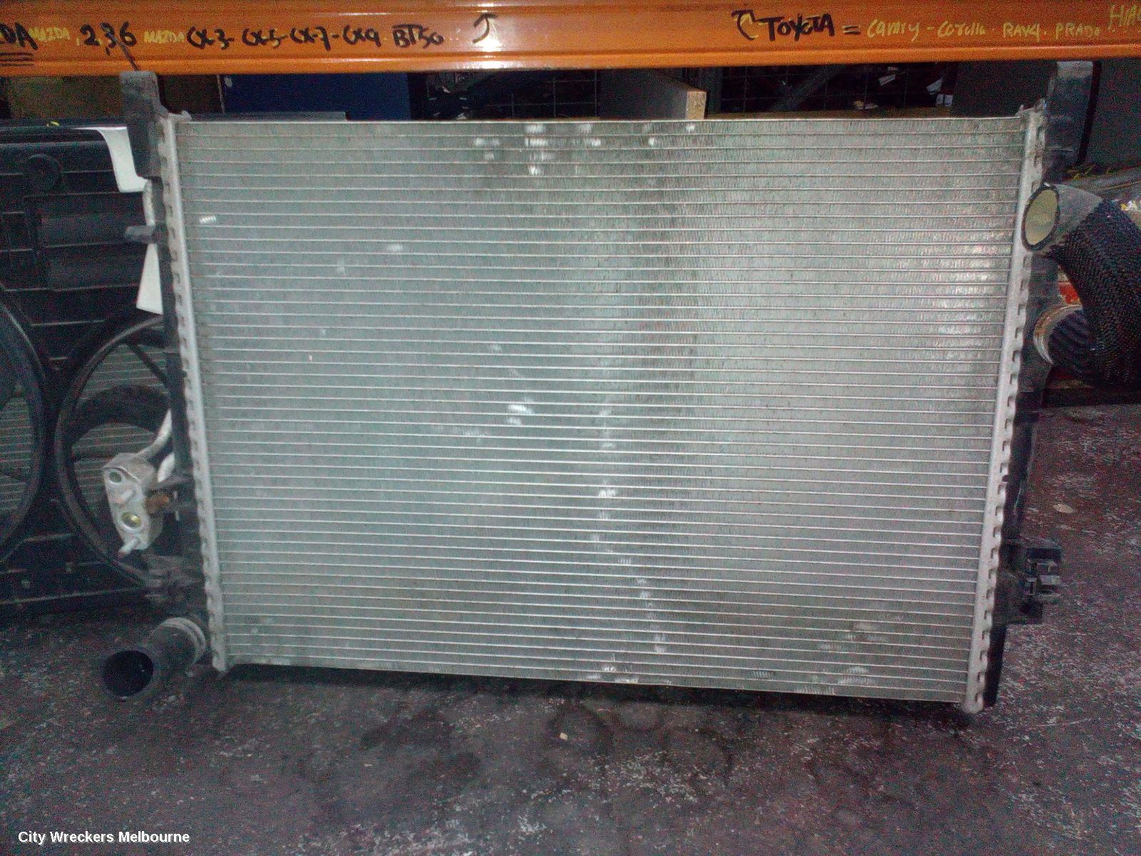 FIAT FREEMONT RADIATOR, AUTO, 3.6, PETROL, JF, 01/2014 - 01/2017 - Image 1