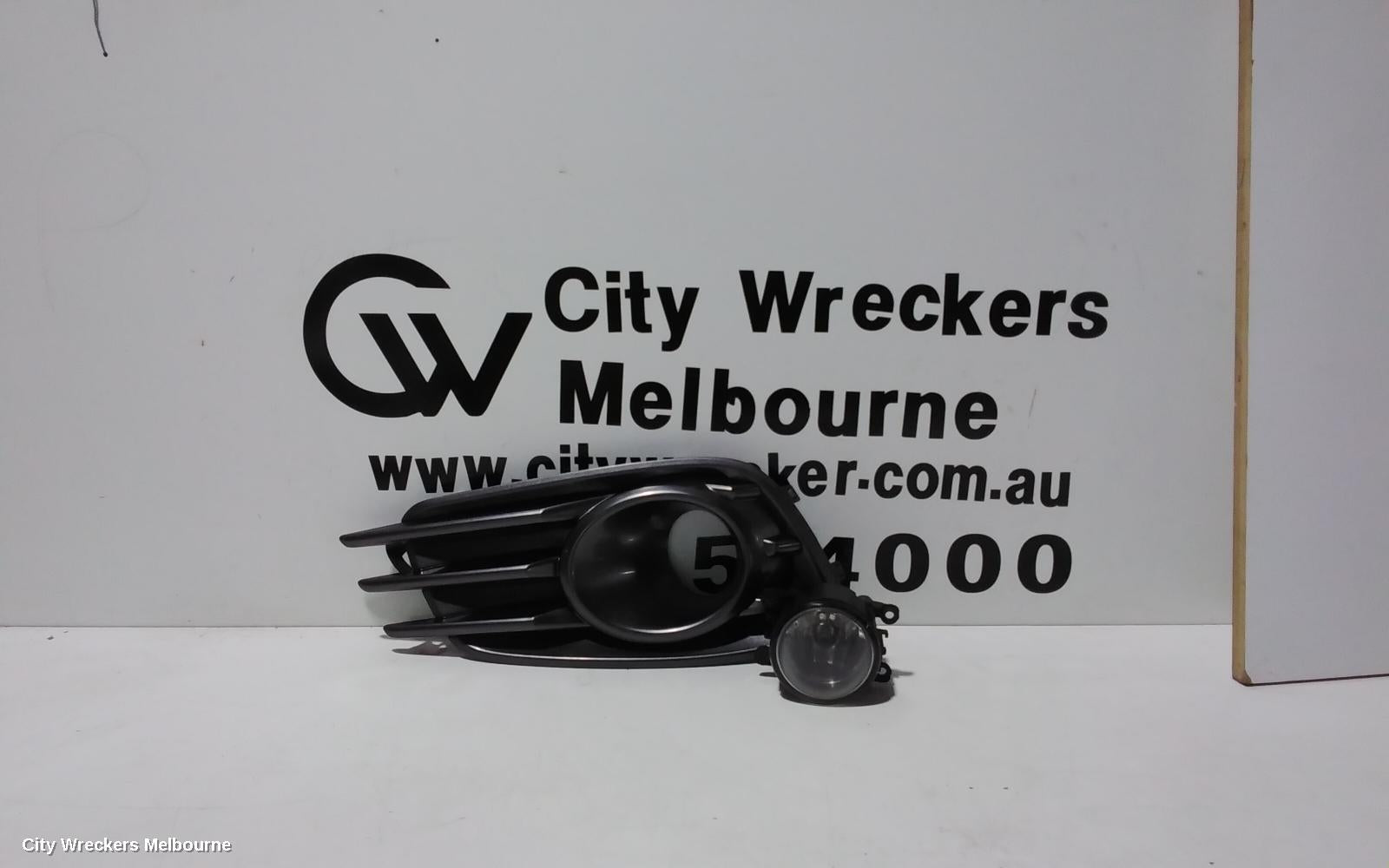 SUZUKI SWIFT RIGHT INDICATOR/FOG/SIDE, FZ, 08/2010 - 03/2017 - Image 1