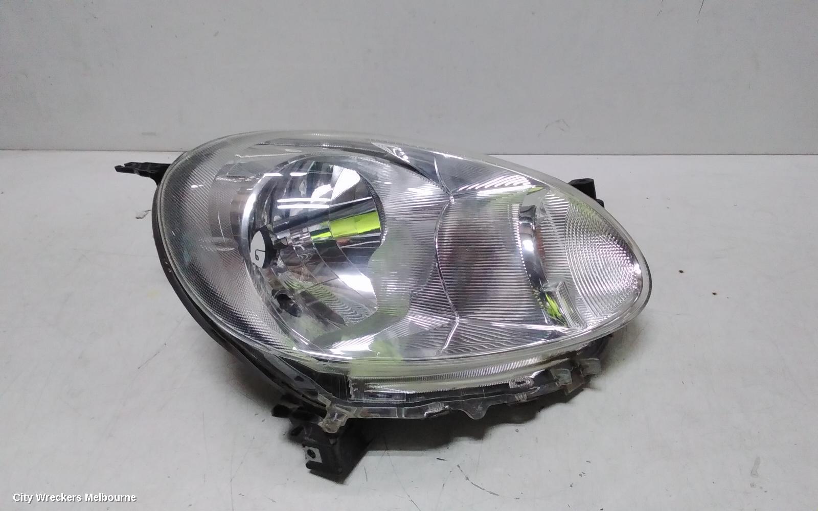 NISSAN MICRA RIGHT HEADLAMP, K13, 11/2010 - 11/2012 - Image 2