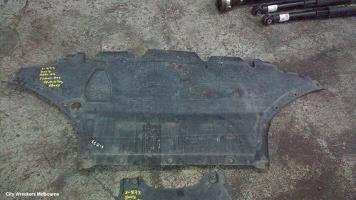 AUDI A4 LOWER ENGINE SPLASH TRAY, B8 8K, MAIN ENGINE UNDERTRAY, 02/2008 - 06/2012 - Image 2
