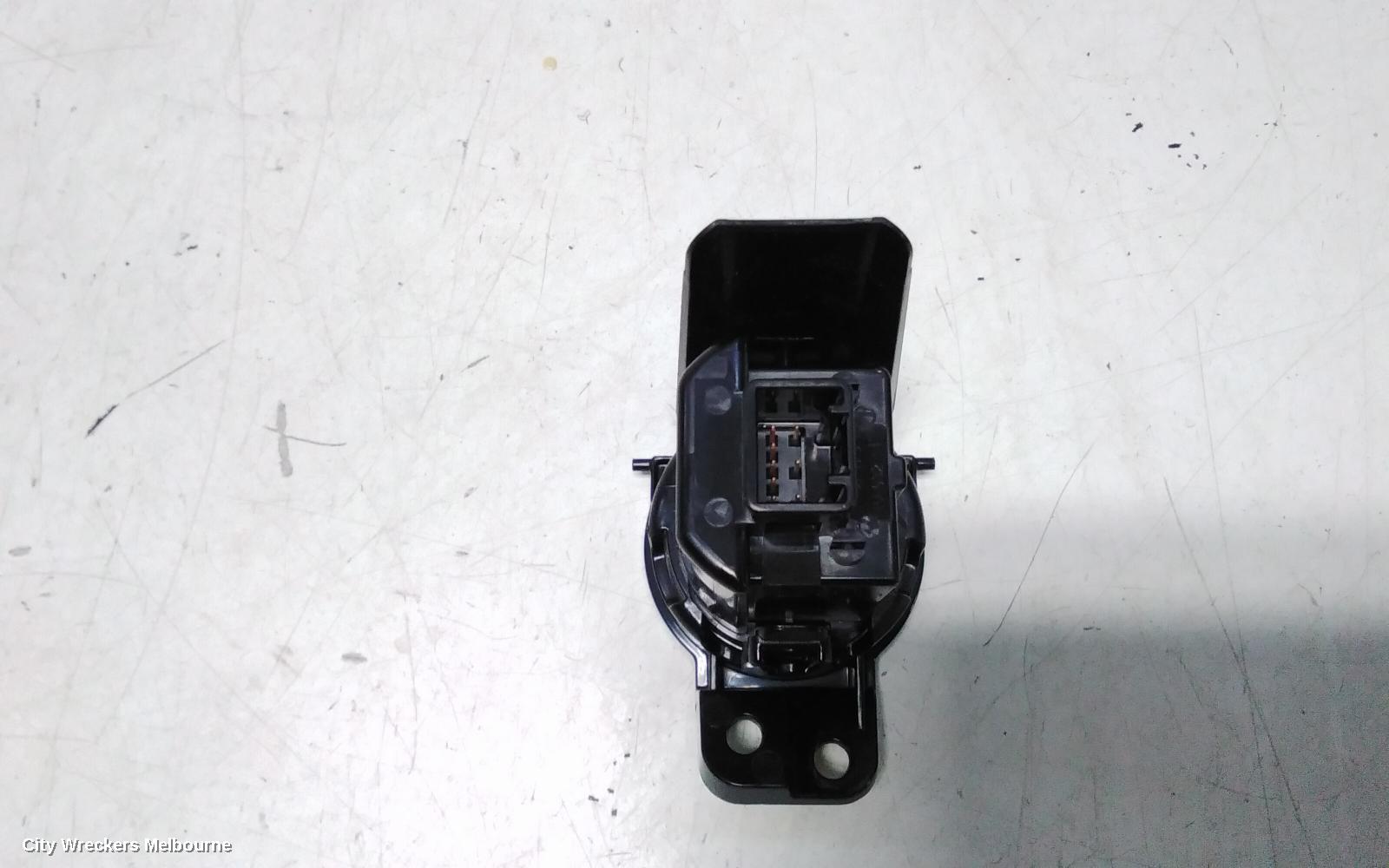 TOYOTA CAMRY IGNITION SWITCH, XV70, 09/2017 - 05/2024 - Image 3