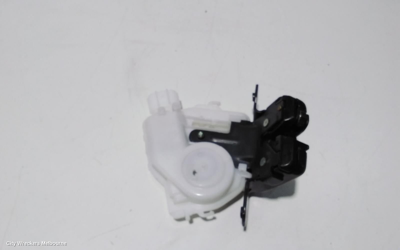 TOYOTA COROLLA DOOR/BOOT/GATE LOCK, TAILGATE LOCK, ZRE182R/ZWE186R, 10/2012 - 06/2018 - Image 2