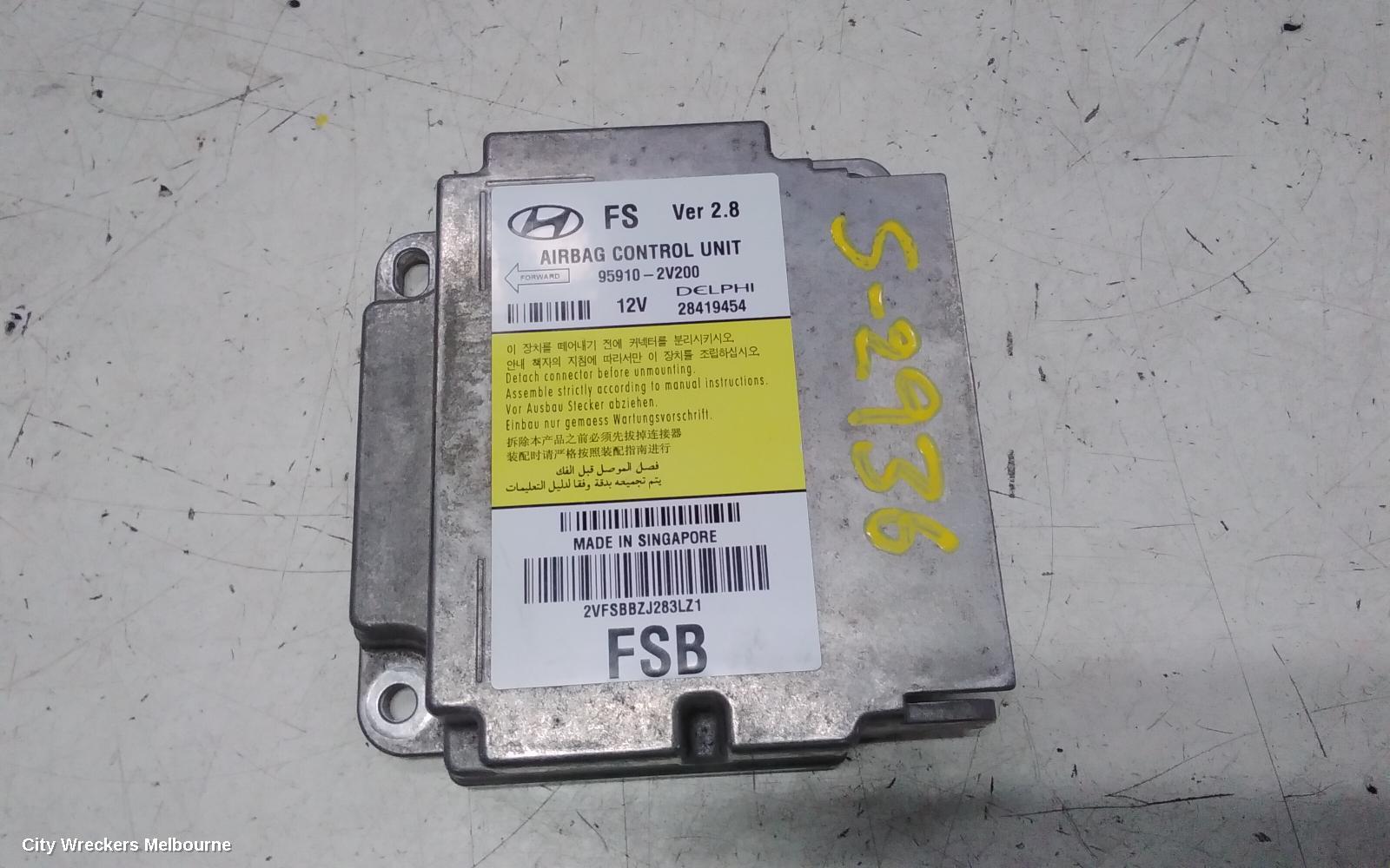 HYUNDAI VELOSTER AIRBAG MODULE/SENSOR, MODULE, FS, 10/2011 - 05/2014 - Image 1