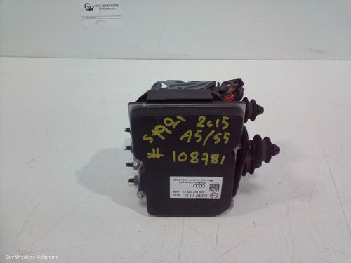 AUDI A5 ABS PUMP/MODULATOR, 8T, P/N 8K0907379CL, 10/2011 - 11/2016 - Image 1