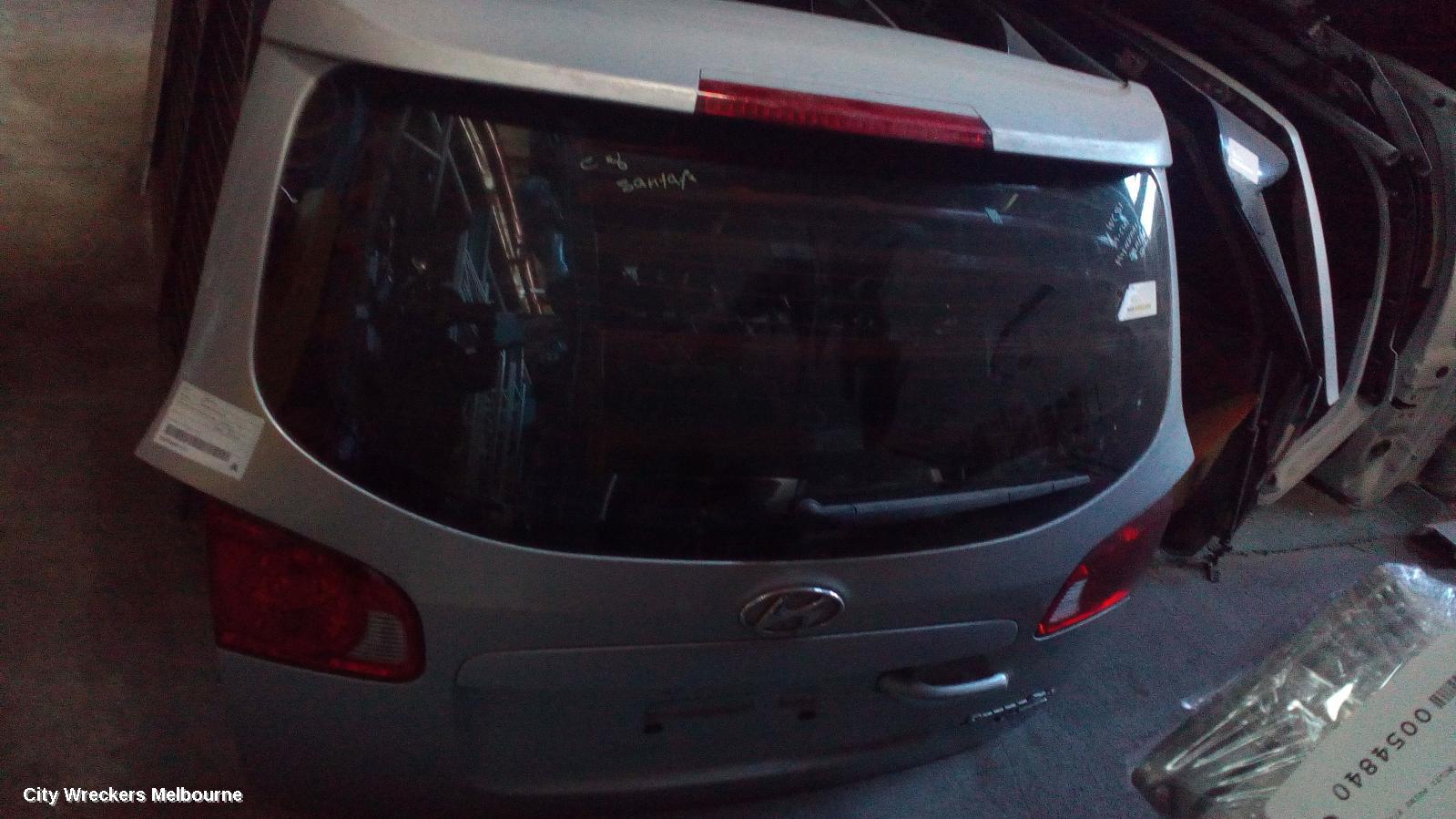 HYUNDAI SANTA FE BOOTLID/TAILGATE, TAILGATE, CM, SPOILERED TYPE, 11/2005 - 06/2012 - Image 1