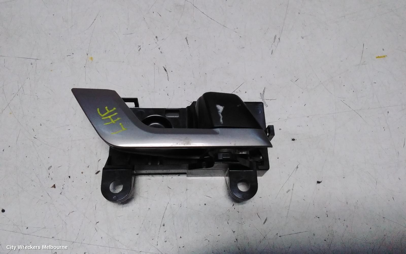 TOYOTA KLUGER DOOR HANDLE, INNER, LH FRONT, SILVER, GSU40/GSU45, 05/2007 - 03/2014 - Image 1