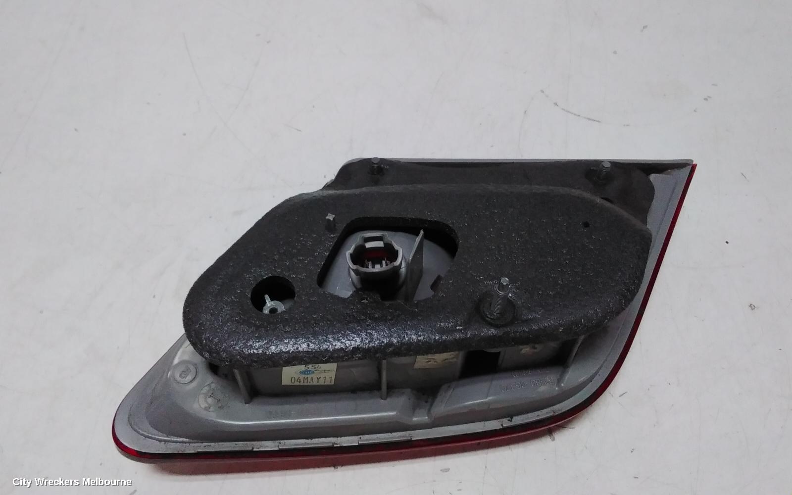 TOYOTA CAMRY REAR GARNISH, BOOTLID LAMP (RH SIDE), STANDARD, LED TYPE, ACV40/SPORTIVO, 07/2009 - 11/2011 - Image 3