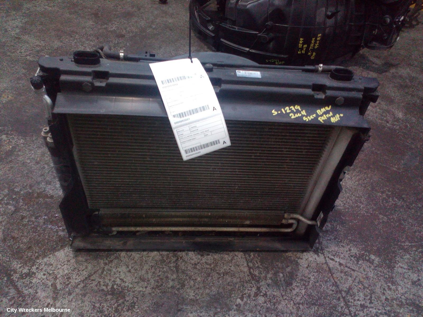 BMW 5 SERIES RADIATOR, AUTO, 3.0, PETROL, E60/E61, 10/2003 - 05/2007 - Image 2