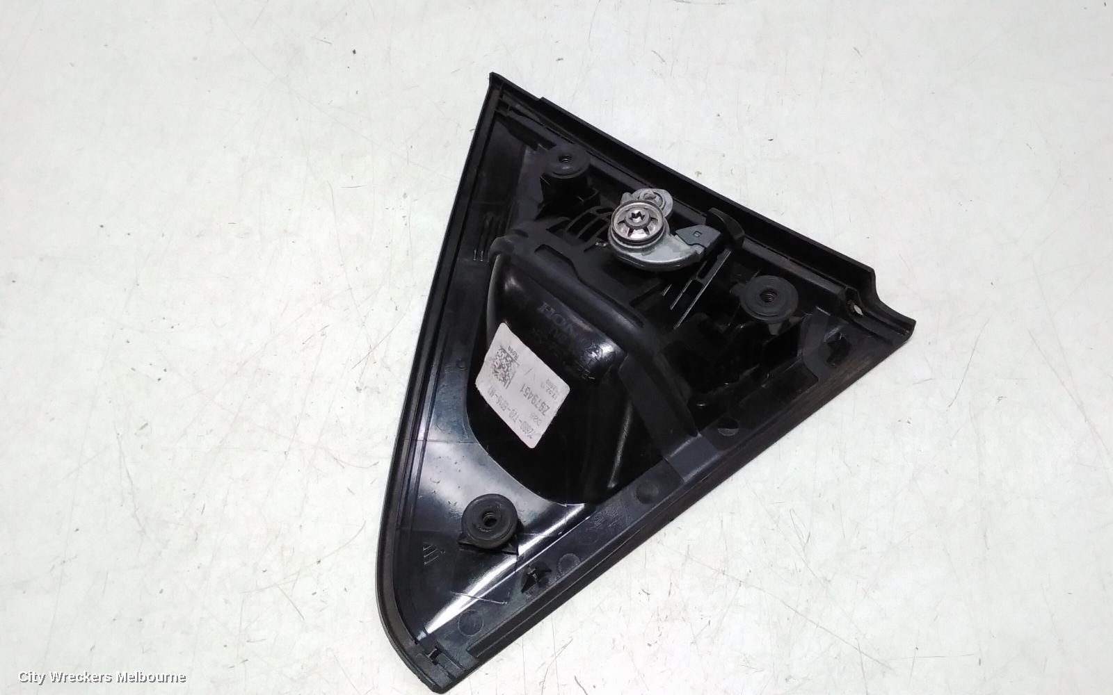 HONDA CIVIC DOOR HANDLE, 9TH GEN 02/2012 - 05/2016 - Image 3