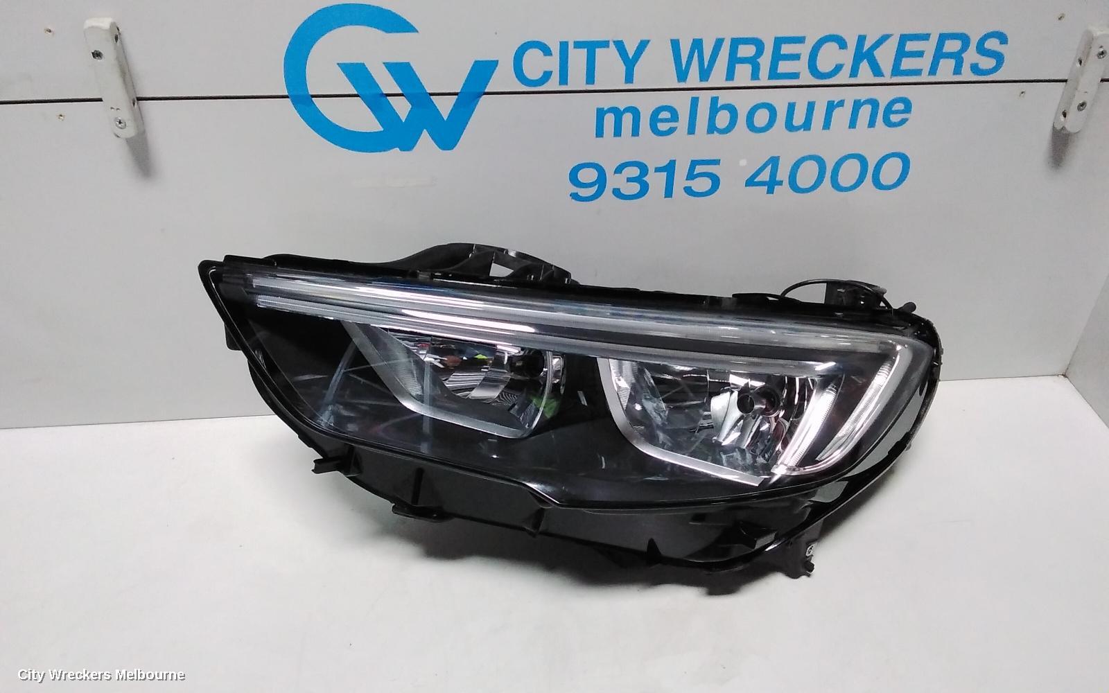 HOLDEN COMMODORE LEFT HEADLAMP, ZB, HALOGEN TYPE, 10/2017 - 12/2020 - Image 1