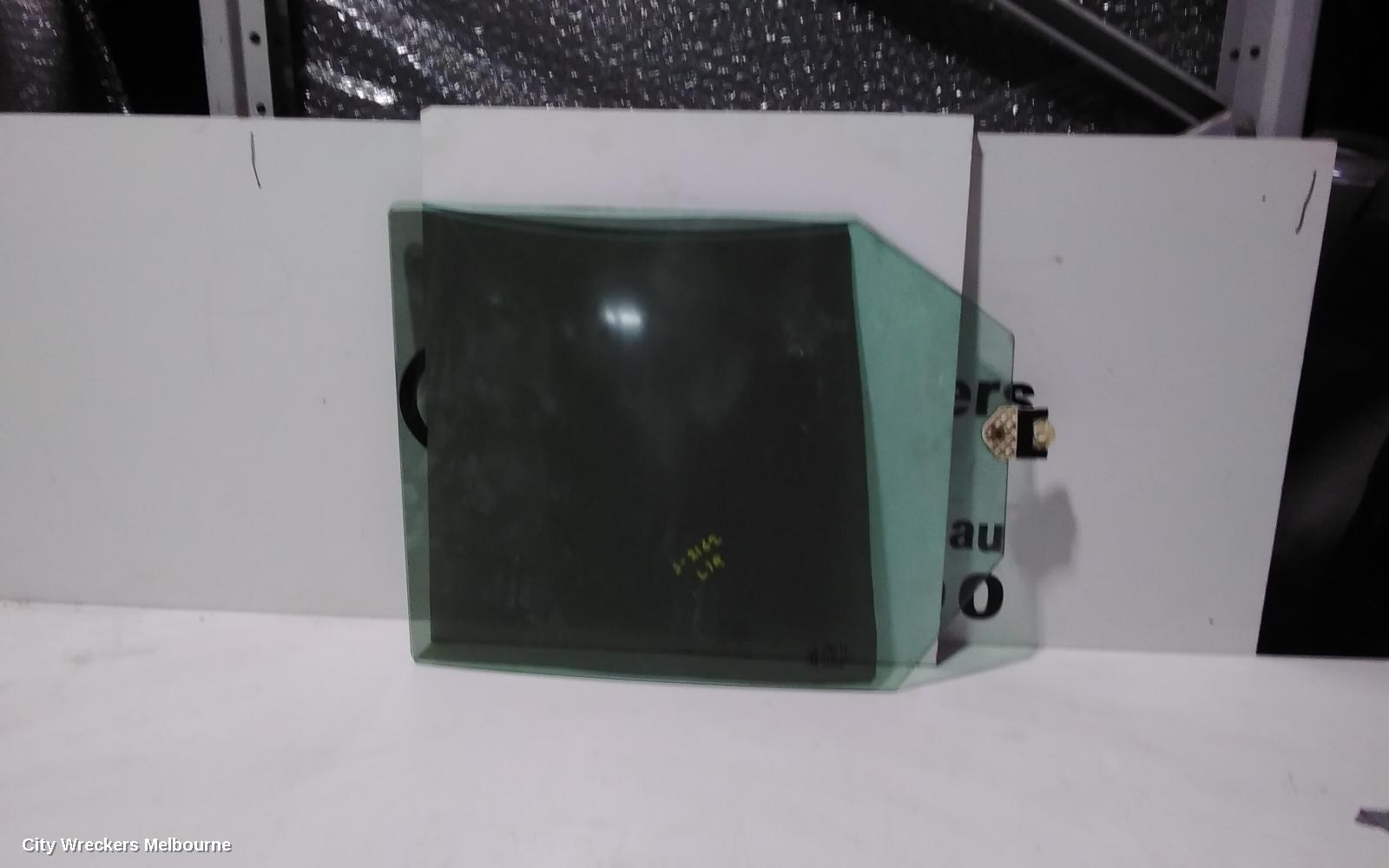 LAND ROVER RANGEROVER SPORT LEFT REAR DOOR WINDOW, L320, 08/2005 - 12/2013 - Image 3