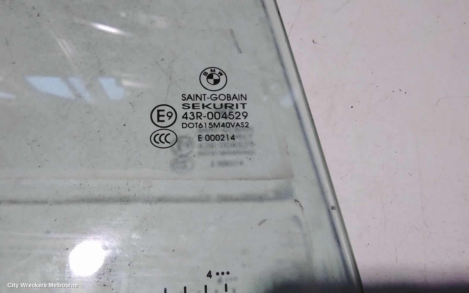 BMW X5 RIGHT REAR DOOR WINDOW, E53, SINGLE GLAZE, 11/2000 - 08/2006 - Image 2