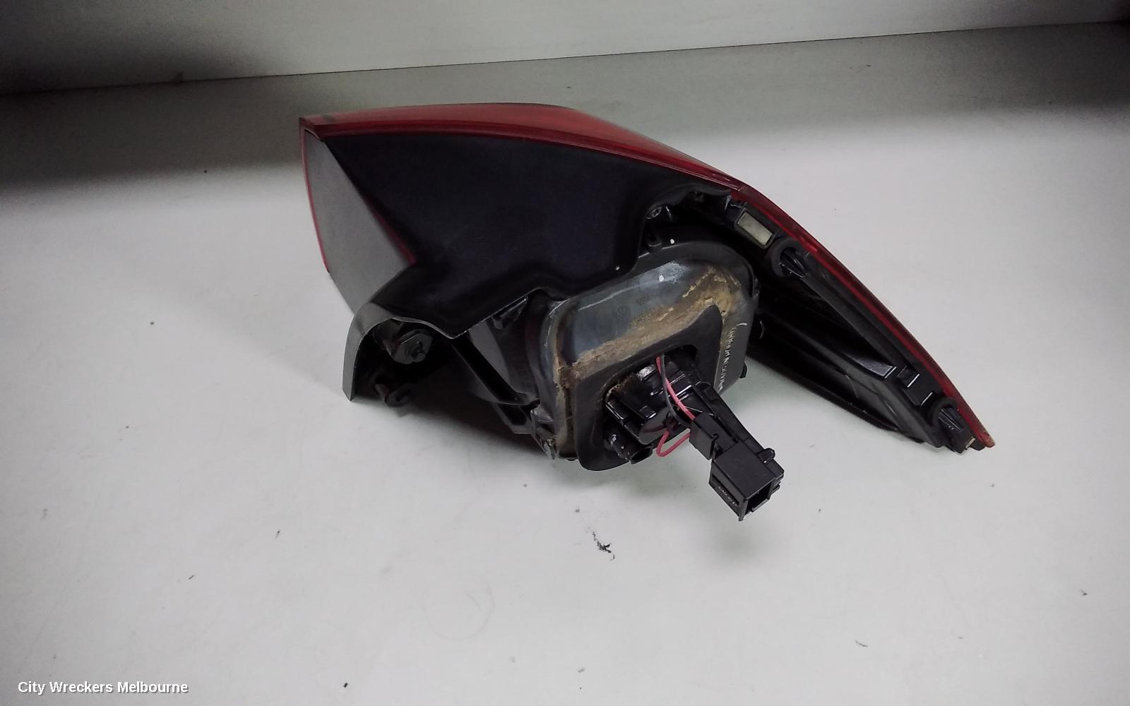 VOLKSWAGEN GOLF LEFT TAILLIGHT, GEN 7, HATCH, 03/2013 - 03/2017 - Image 3