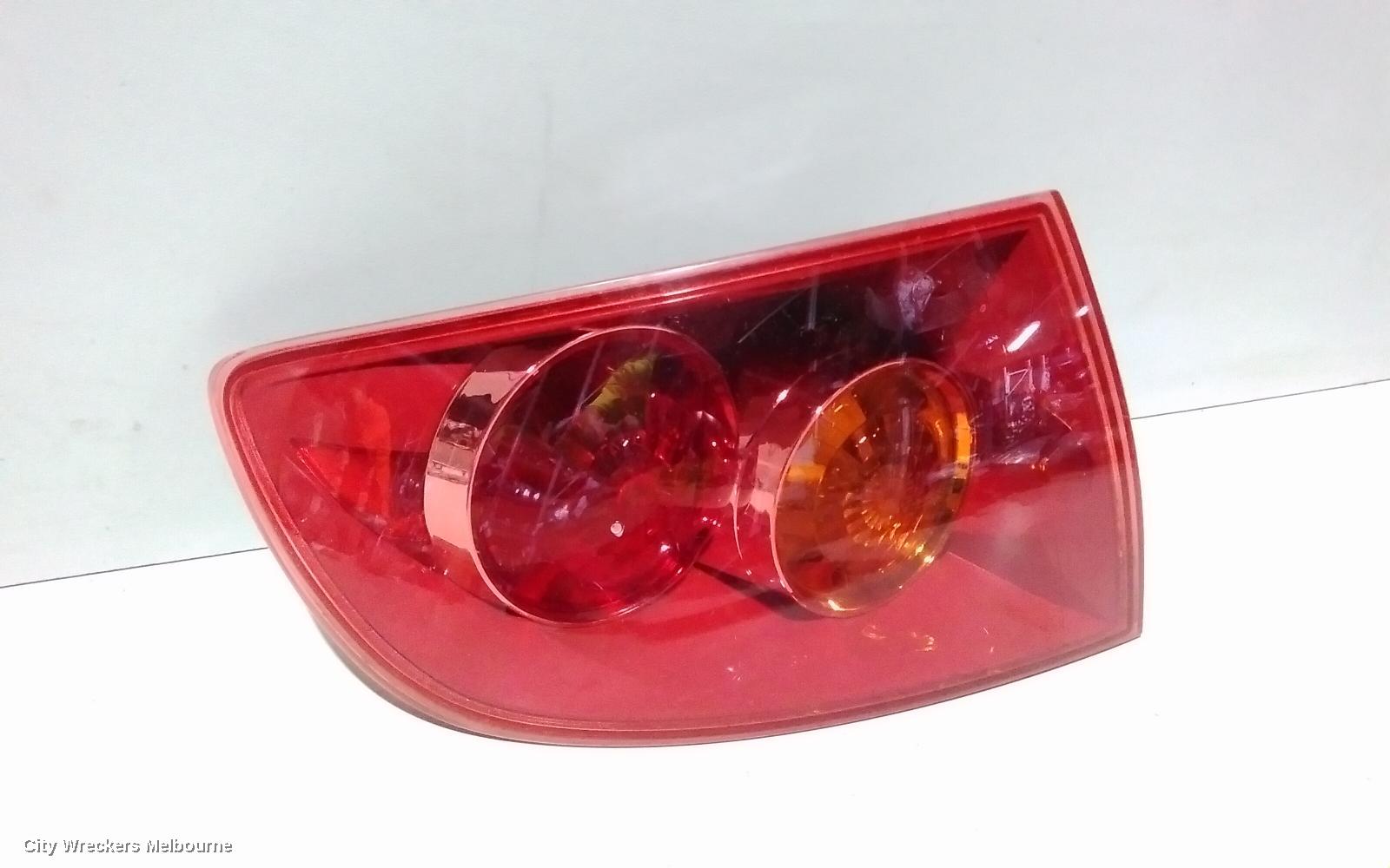 MAZDA 3 LEFT TAILLIGHT, BK, SEDAN, 2.0 ENG, 10/2003 - 06/2006 - Image 3