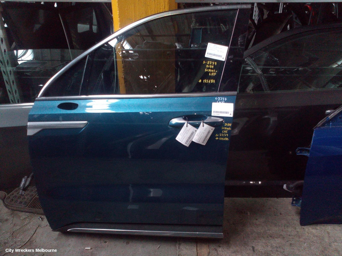 KIA SORENTO LEFT FRONT DOOR, MQ4, 10/2023 ONWARDS - Image 1