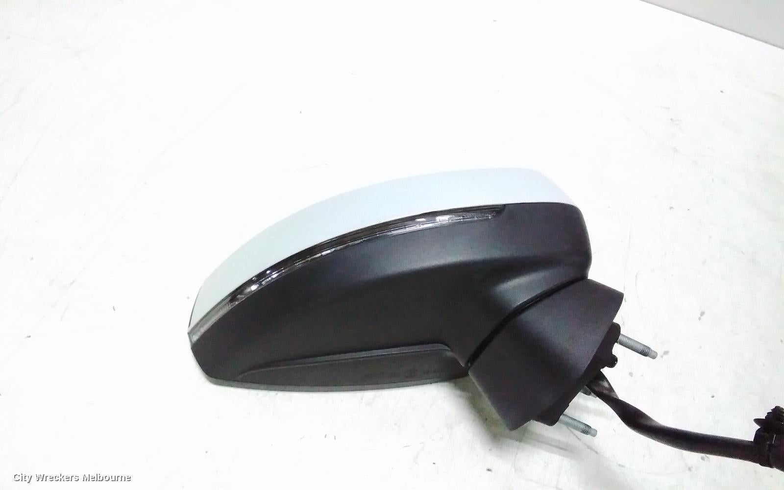 AUDI A3 RIGHT DOOR MIRROR, 8V, A3, SEDAN, POWER FOLD, NON LANE CHANGE ASSIST TYPE (6XK/7Y0), 05/2016 - 10/2020 - Image 1