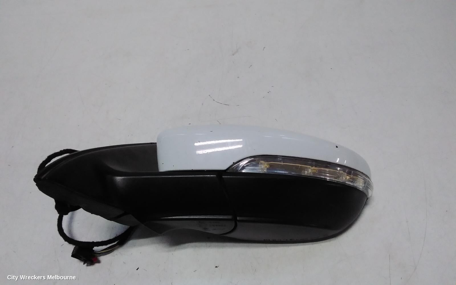 VOLKSWAGEN JETTA LEFT DOOR MIRROR, 1B, MANUAL FOLD, NON MEMORY TYPE (6XN CODE), 02/2011 - 12/2017 - Image 3