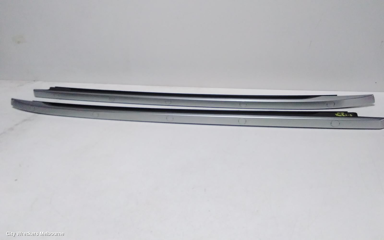KIA SELTOS ROOF RAIL - Image 3