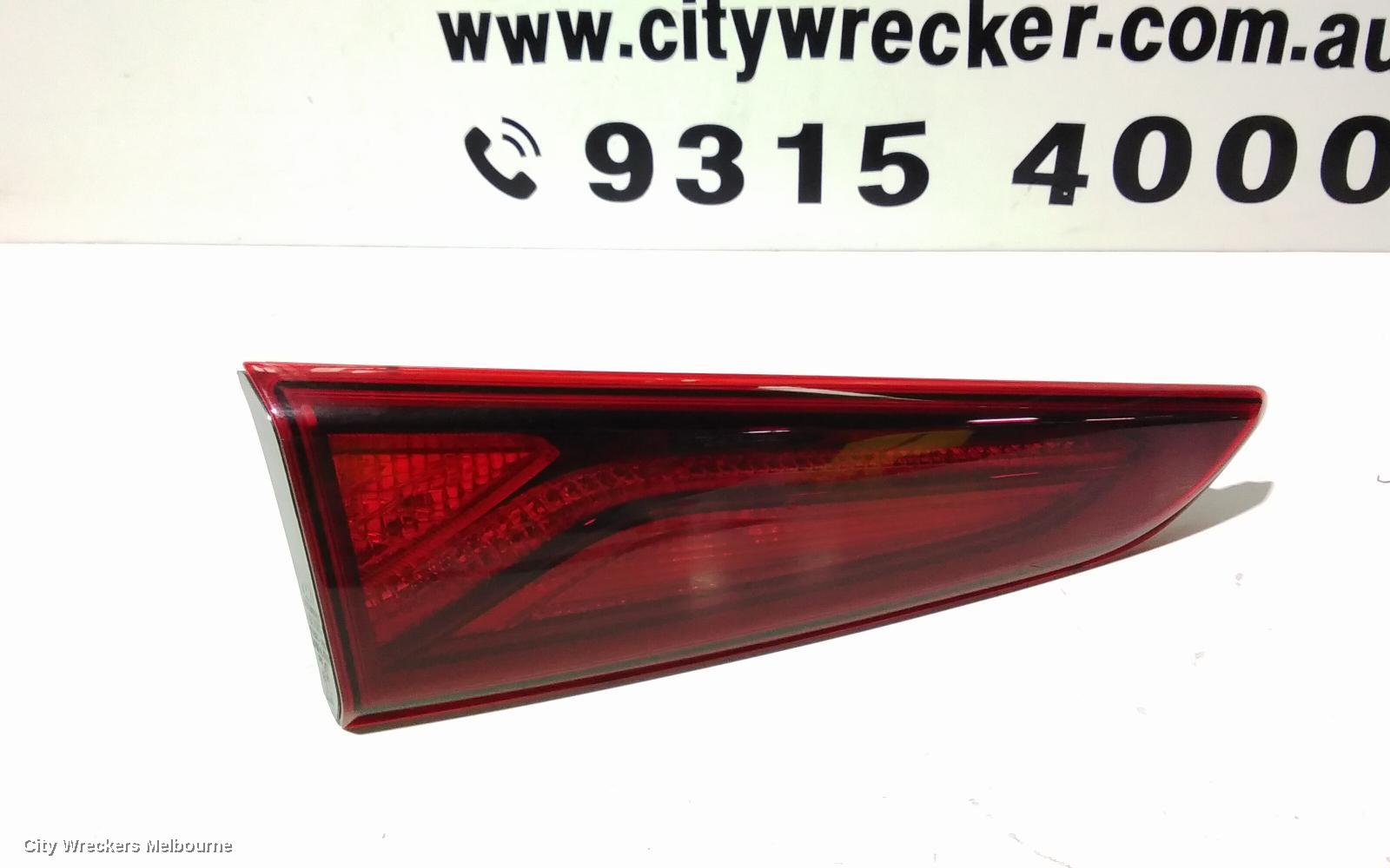 HYUNDAI KONA REAR GARNISH, TAILGATE LAMP (LH SIDE), LED TYPE, OS, 09/2017 - 10/2020 - Image 3