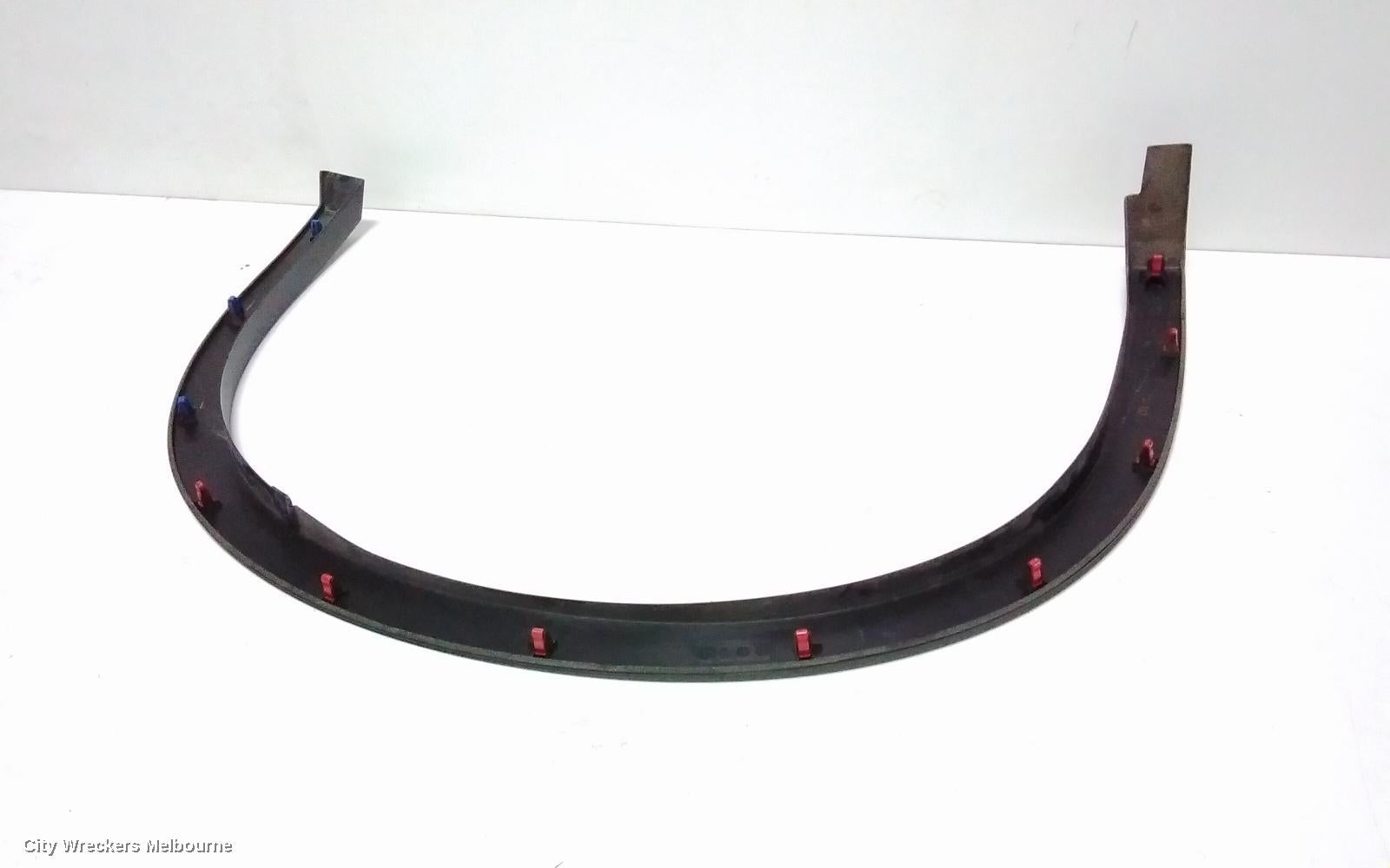 MITSUBISHI OUTLANDER WHEEL ARCH FLARE, ZM, LH FRONT, 08/2021 ONWARDS - Image 3