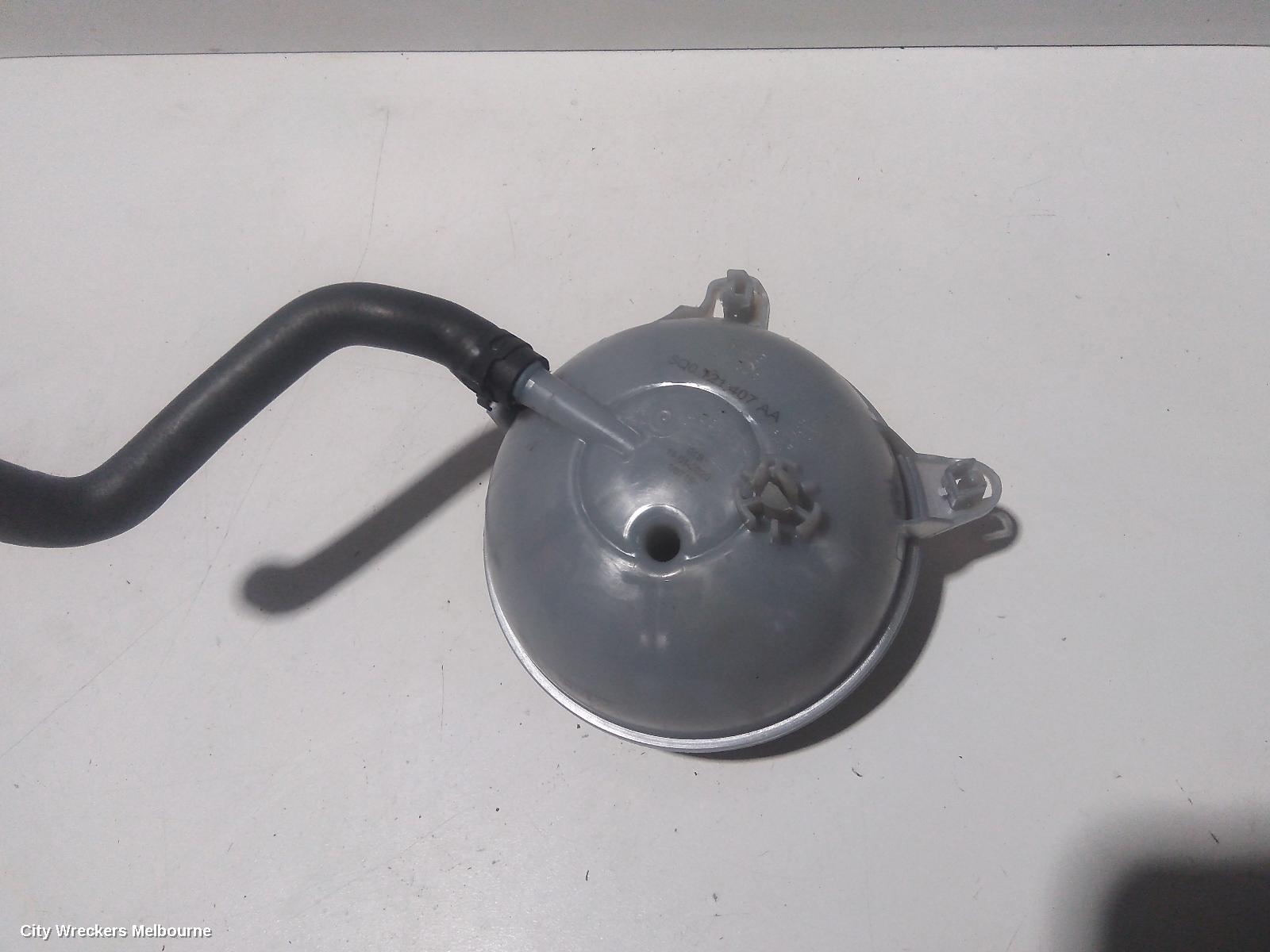 VOLKSWAGEN GOLF OVERFLOW BOTTLE, GEN 7, 03/2013 - 08/2020 - Image 2