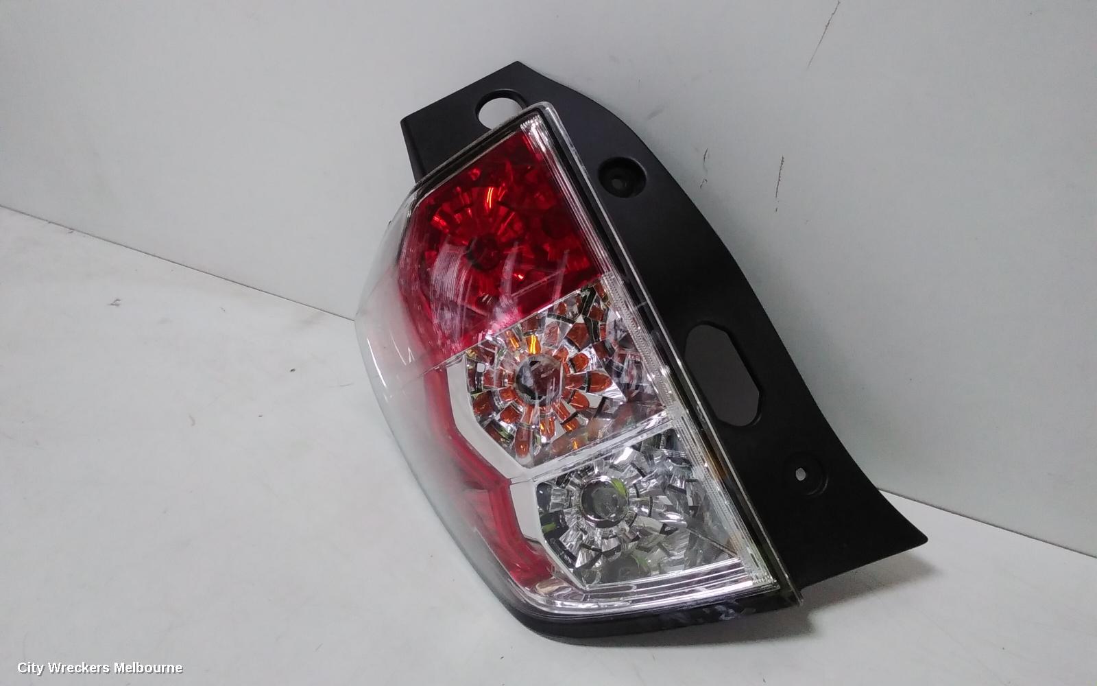 SUBARU FORESTER LEFT TAILLIGHT, IN BODY, 02/2008 - 12/2012 - Image 3