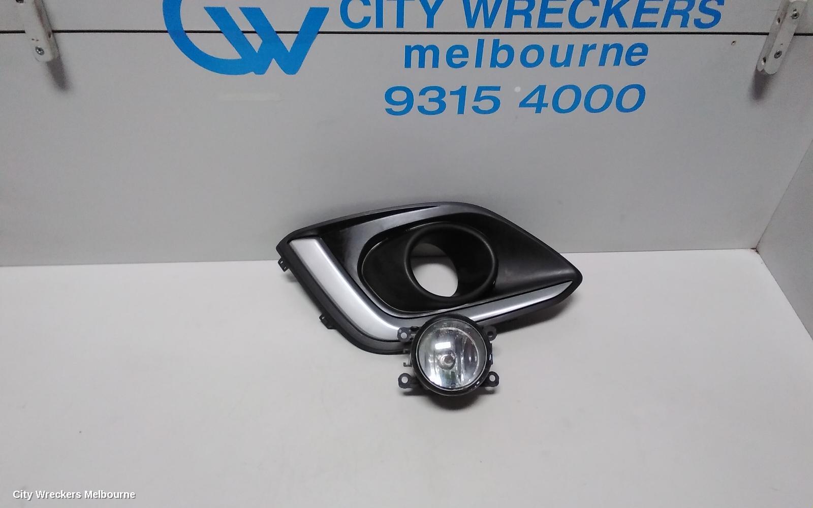 SUZUKI SWIFT RIGHT INDICATOR/FOG/SIDE, FZ, 08/2010 - 03/2017 - Image 1