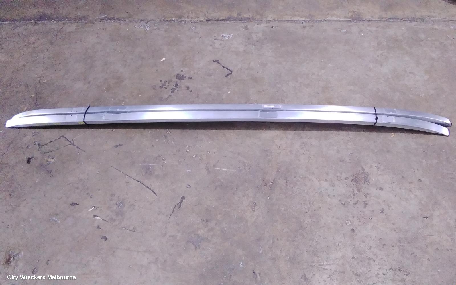 HONDA CRV ROOF RAIL - Image 2