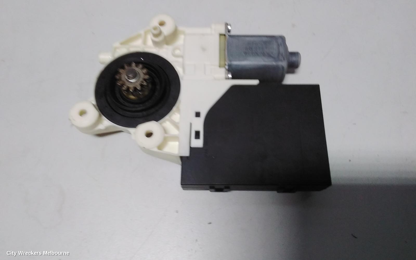 FORD FOCUS LEFT FRONT WINDOW REG/MOTOR, LV, CL/LX/TDCI/ZETEC, 11/2008 - 07/2011 - Image 3