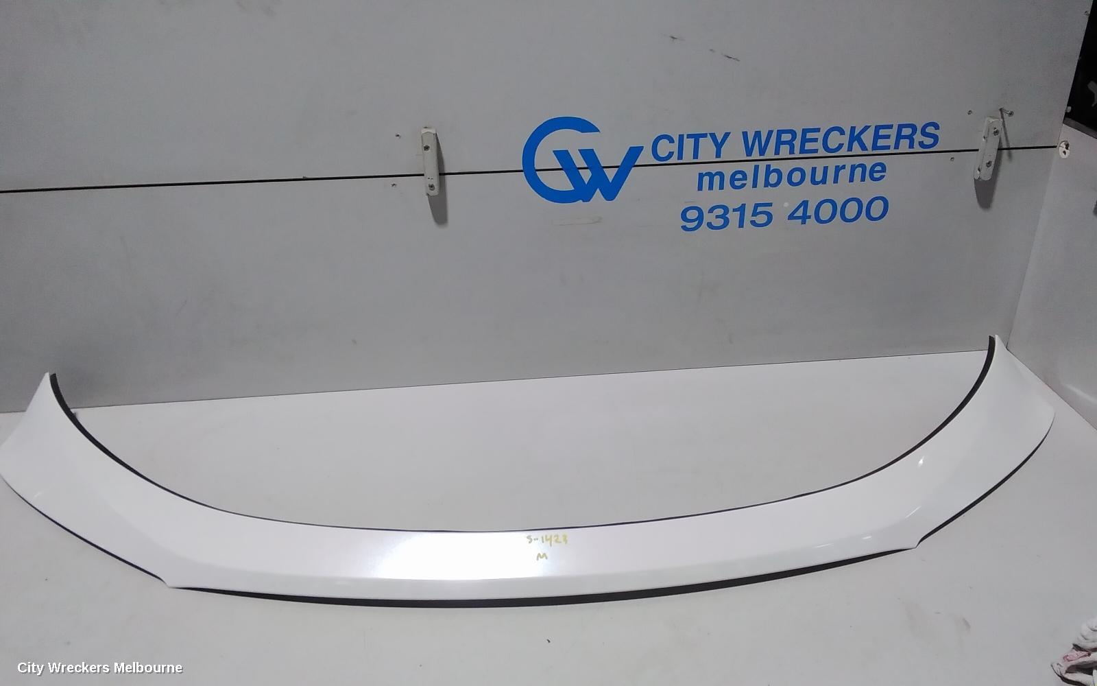 MAZDA CX9 REAR GARNISH, TAILGATE GARNISH-UPPER, CHROME, TC, 07/2016 ONWARDS - Image 1