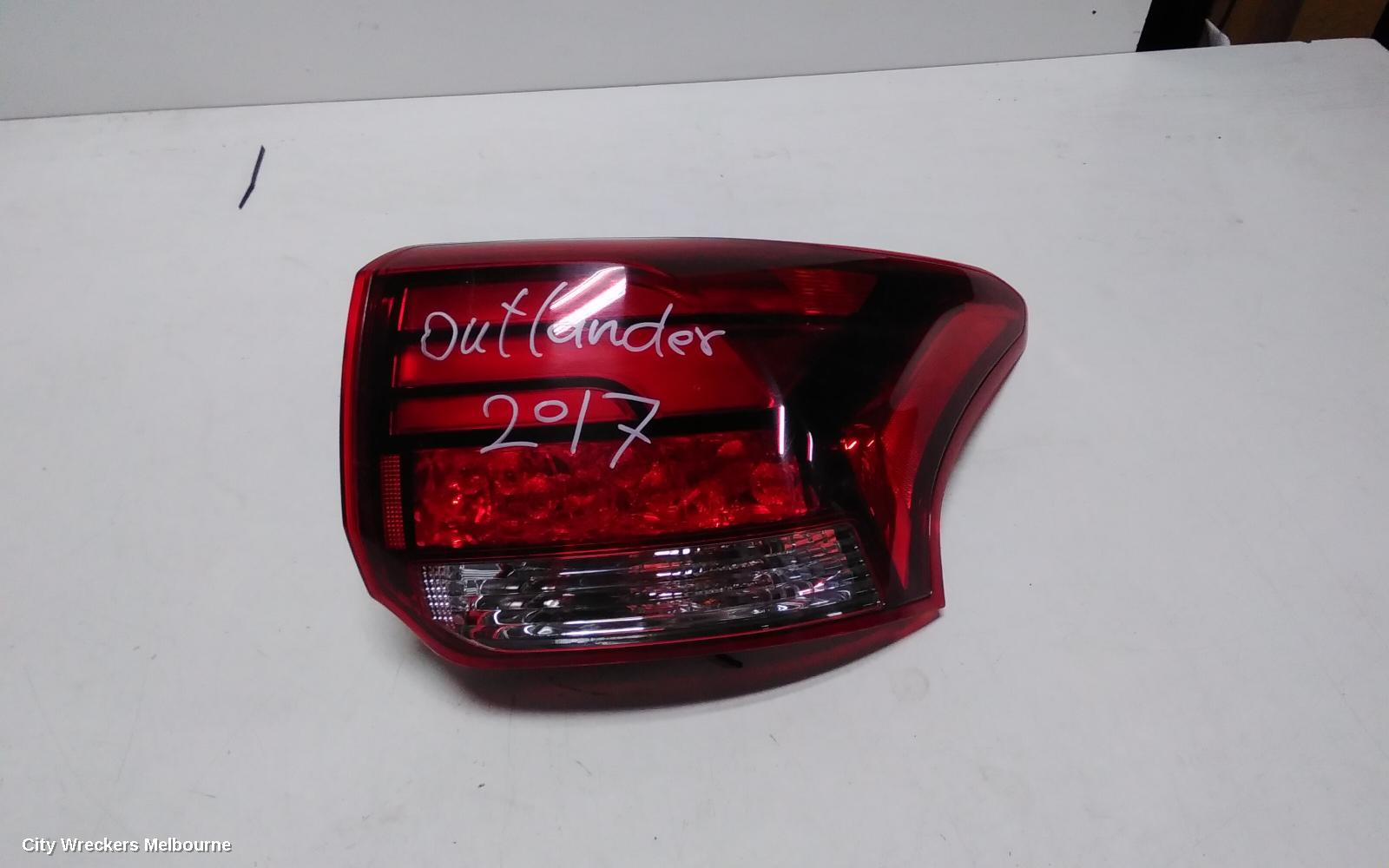 MITSUBISHI OUTLANDER RIGHT TAILLIGHT, ZK-ZL, 04/2015 - 07/2021 - Image 1