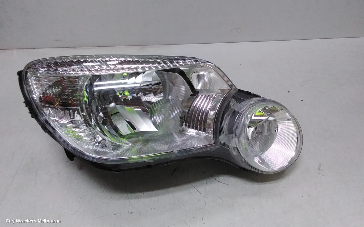 SKODA YETI RIGHT HEADLAMP, 5L, 77TSI, HALOGEN TYPE, 09/2011 - 03/2014 - Image 2
