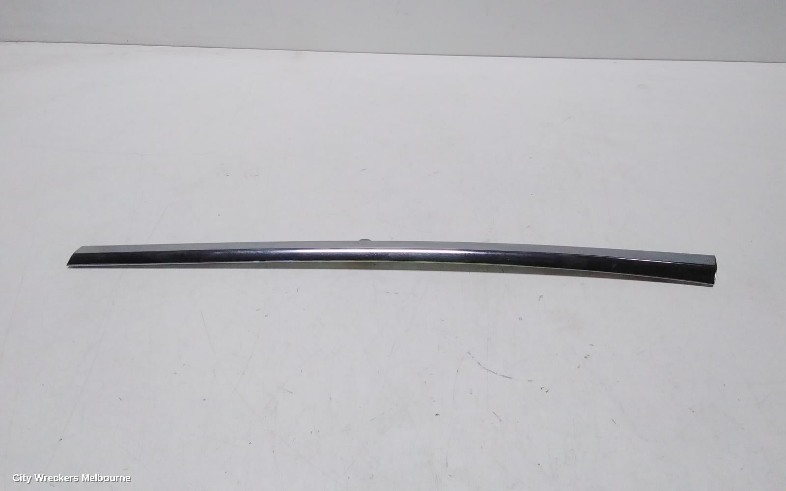 PEUGEOT 308, T7, 09/2007 - 01/2014, RHR CHOROME ON THE BODY: 114617 - Image 1