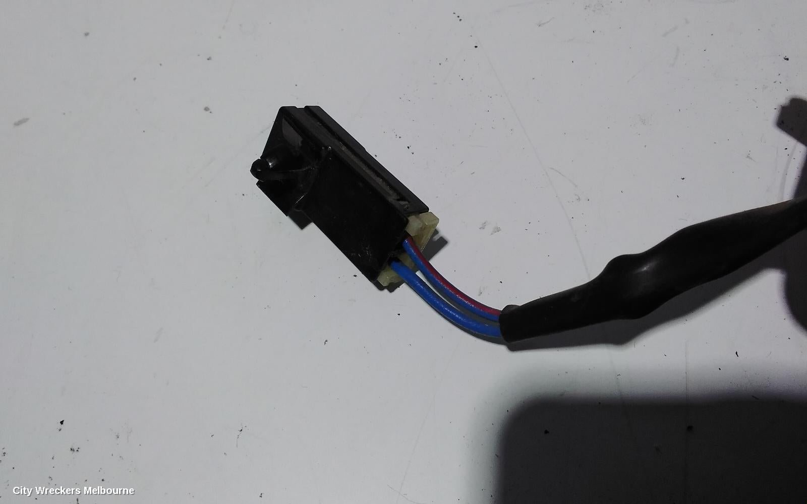 NISSAN PATROL LEFT FRONT WINDOW REG/MOTOR, Y61/GU, POWER, SCISSOR TYPE, 05/1999 - 04/2017 - Image 3
