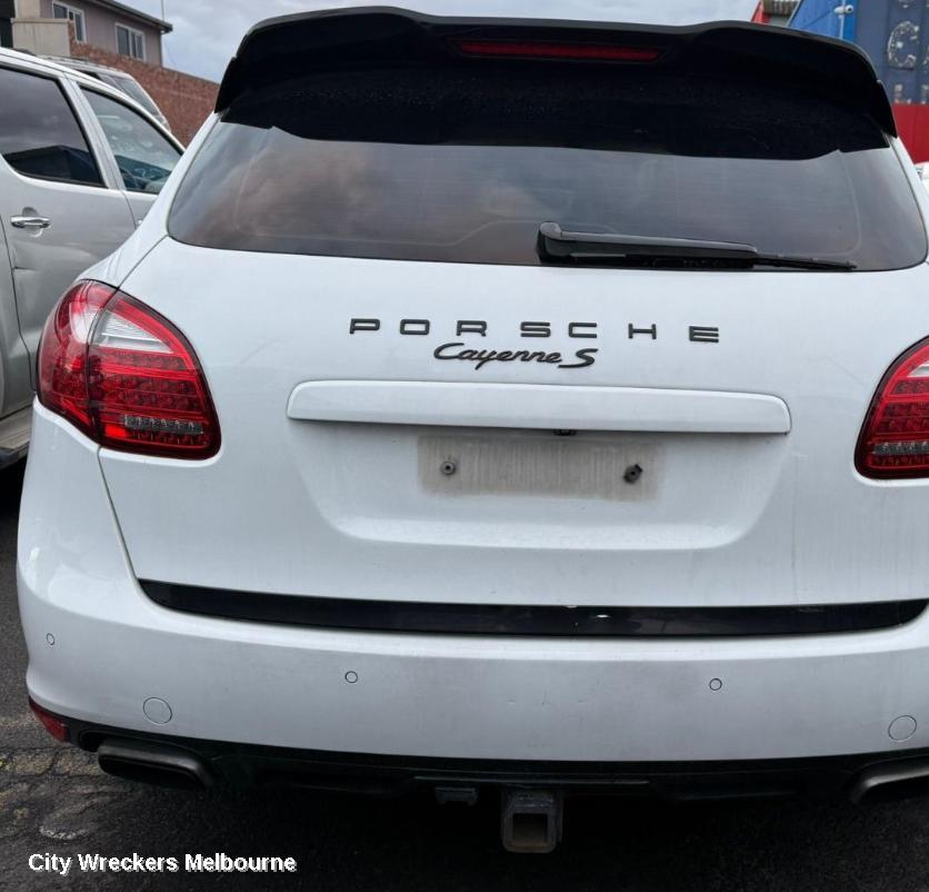 PORSCHE CAYENNE, 92A, 07/2010 - 04/2018, PAIR OF ANTENNA BOOSTER / 7P5 035225N / 7P5 035 225 N : 141251 - Image 1