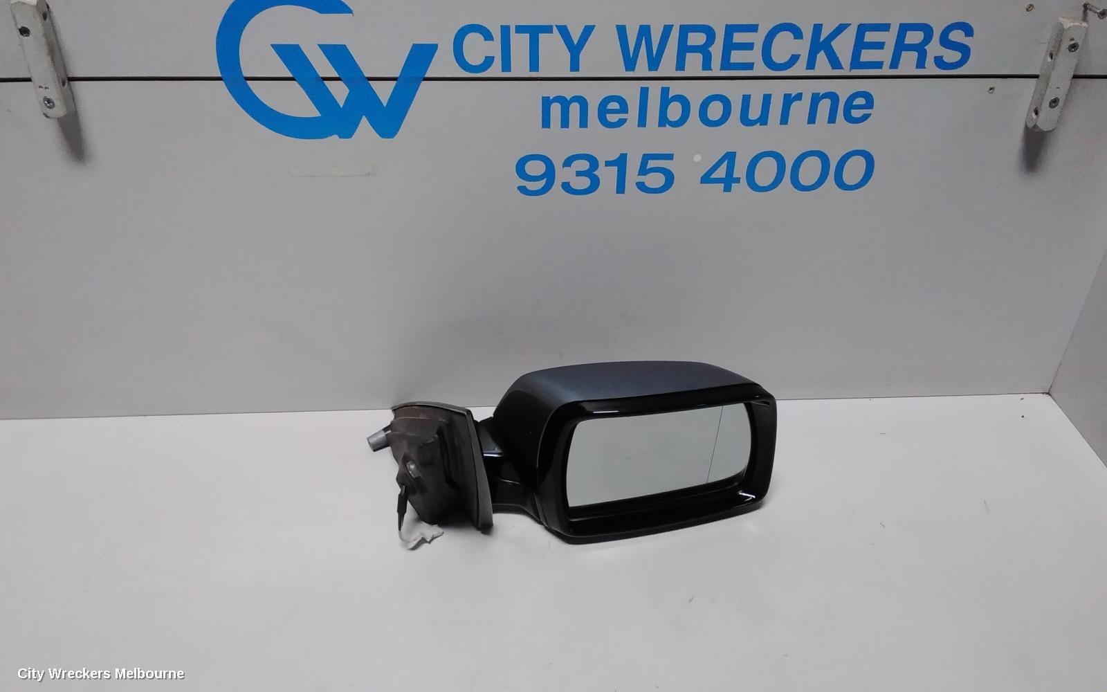 BMW X3 RIGHT DOOR MIRROR, MANUAL FOLD, NON MEMORY, AUTO DIP, GLOSS BLACK LINE, M PACK, E83, 06/2004 - 08/2009 - Image 1