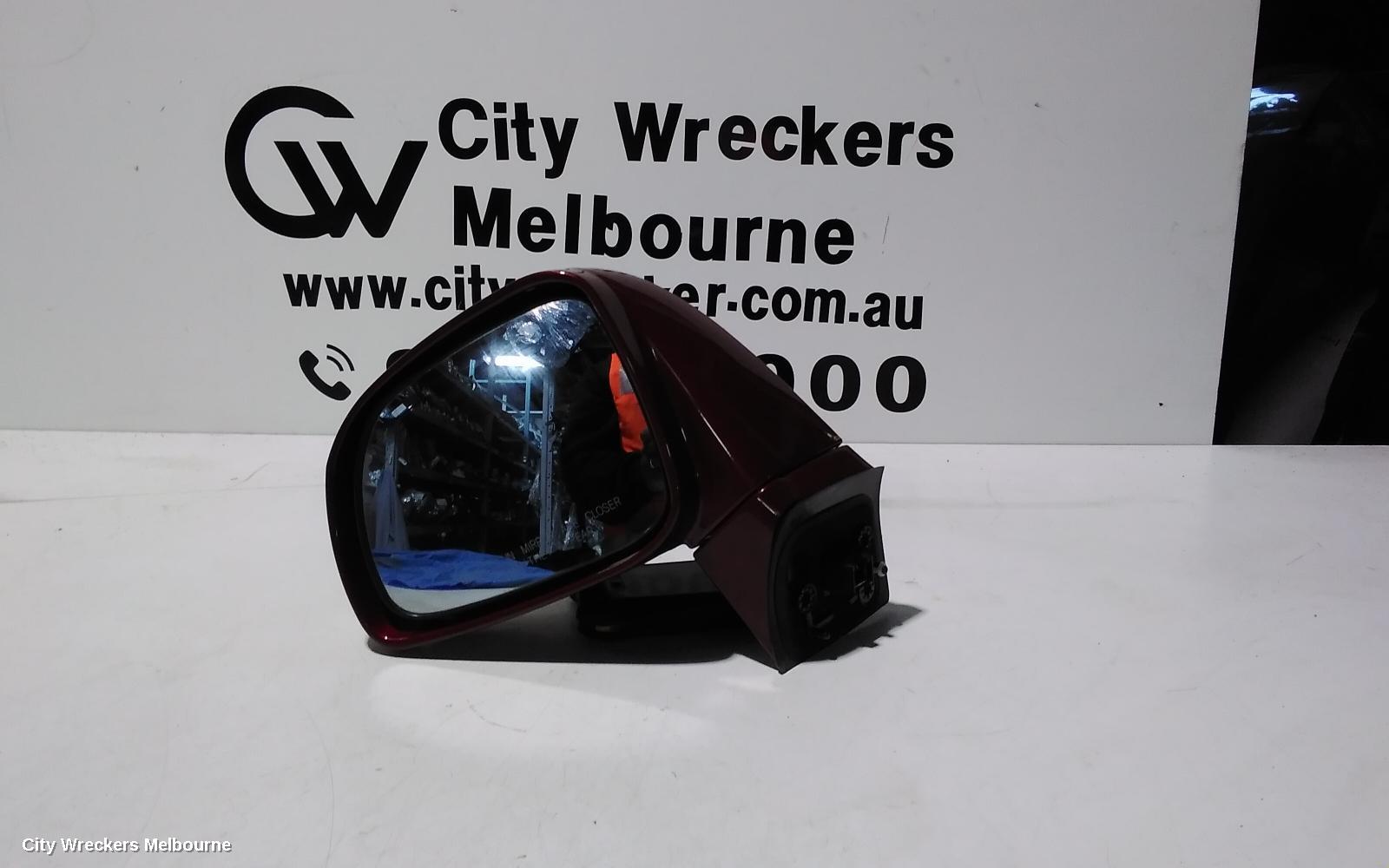 HOLDEN CAPTIVA LEFT DOOR MIRROR, CG, NON BLINDSPOT DETECTION TYPE, 10/2015 - 06/2018 - Image 1