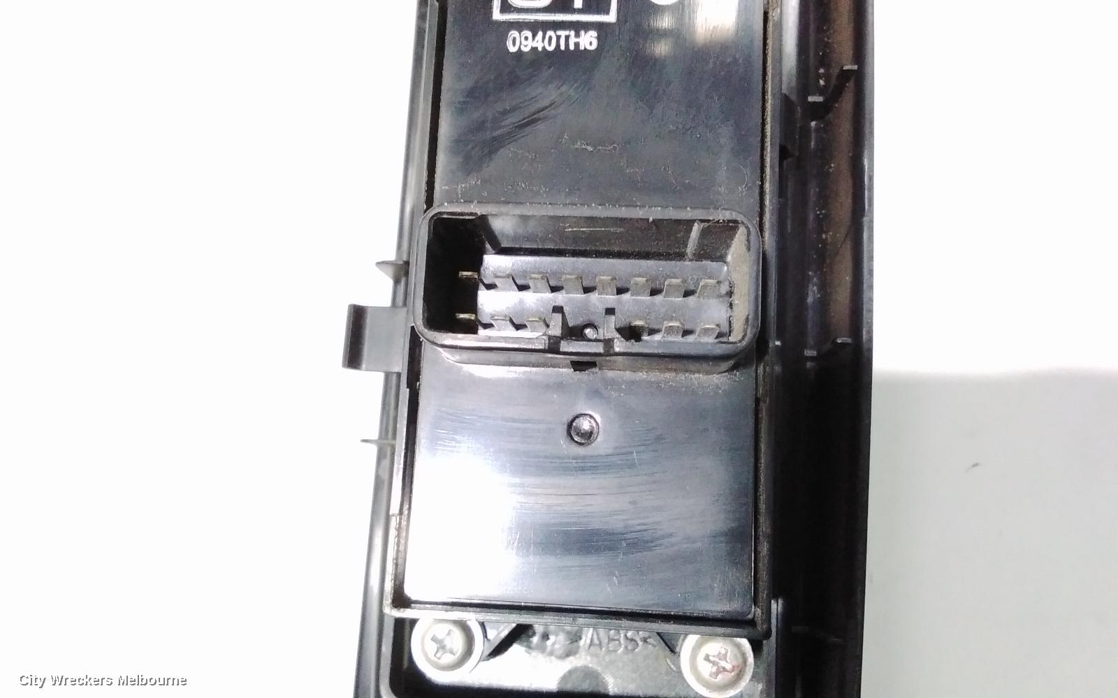 MITSUBISHI PAJERO PWR DR WIND SWITCH, RH FRONT (MASTER SWITCH), 5DR, NS-NT, 11/2006 ONWARDS - Image 3