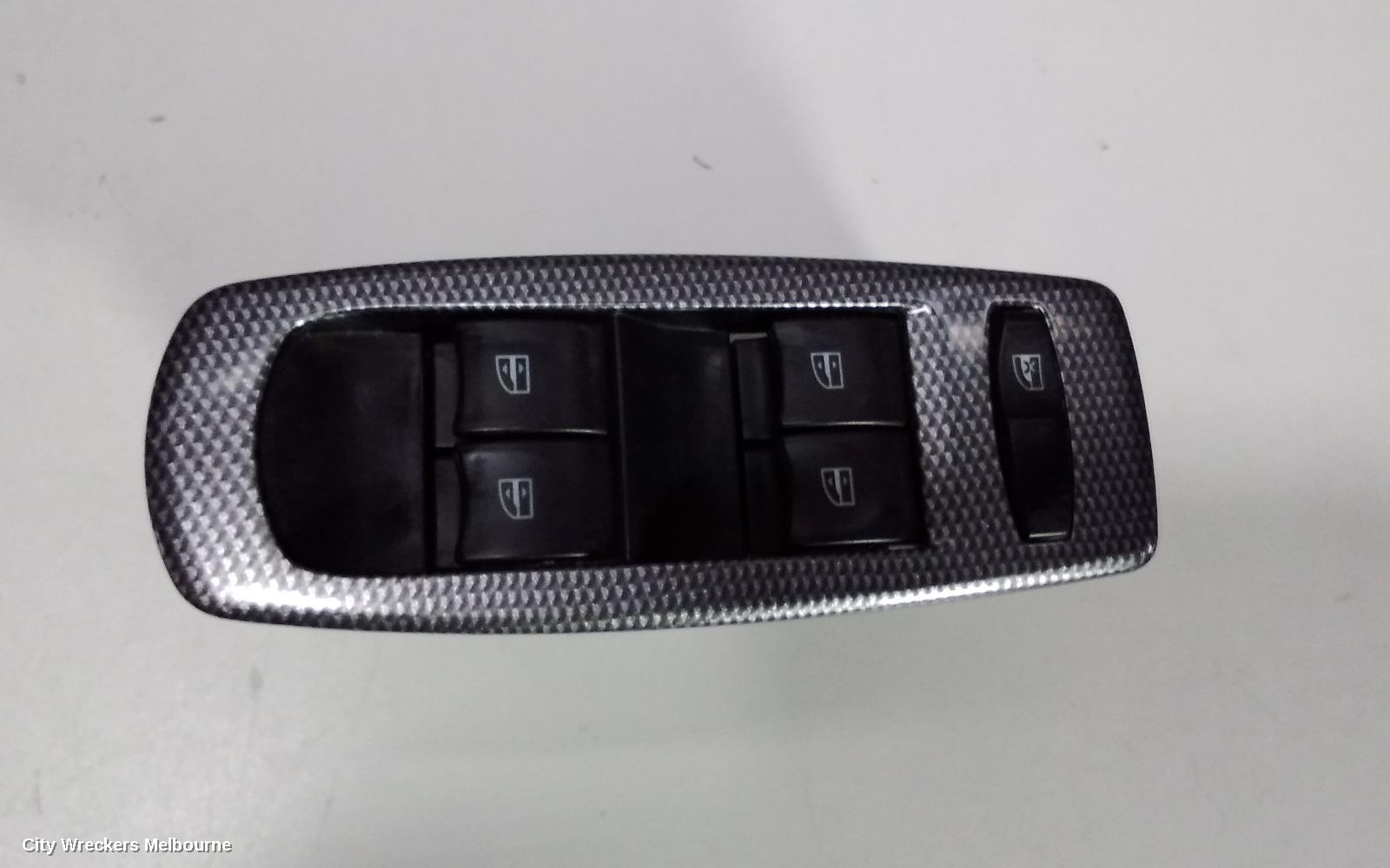 RENAULT KALEOS PWR DR WIND SWITCH, RH FRONT (MASTER SWITCH), H45, 07/2011 - 04/2016 - Image 1