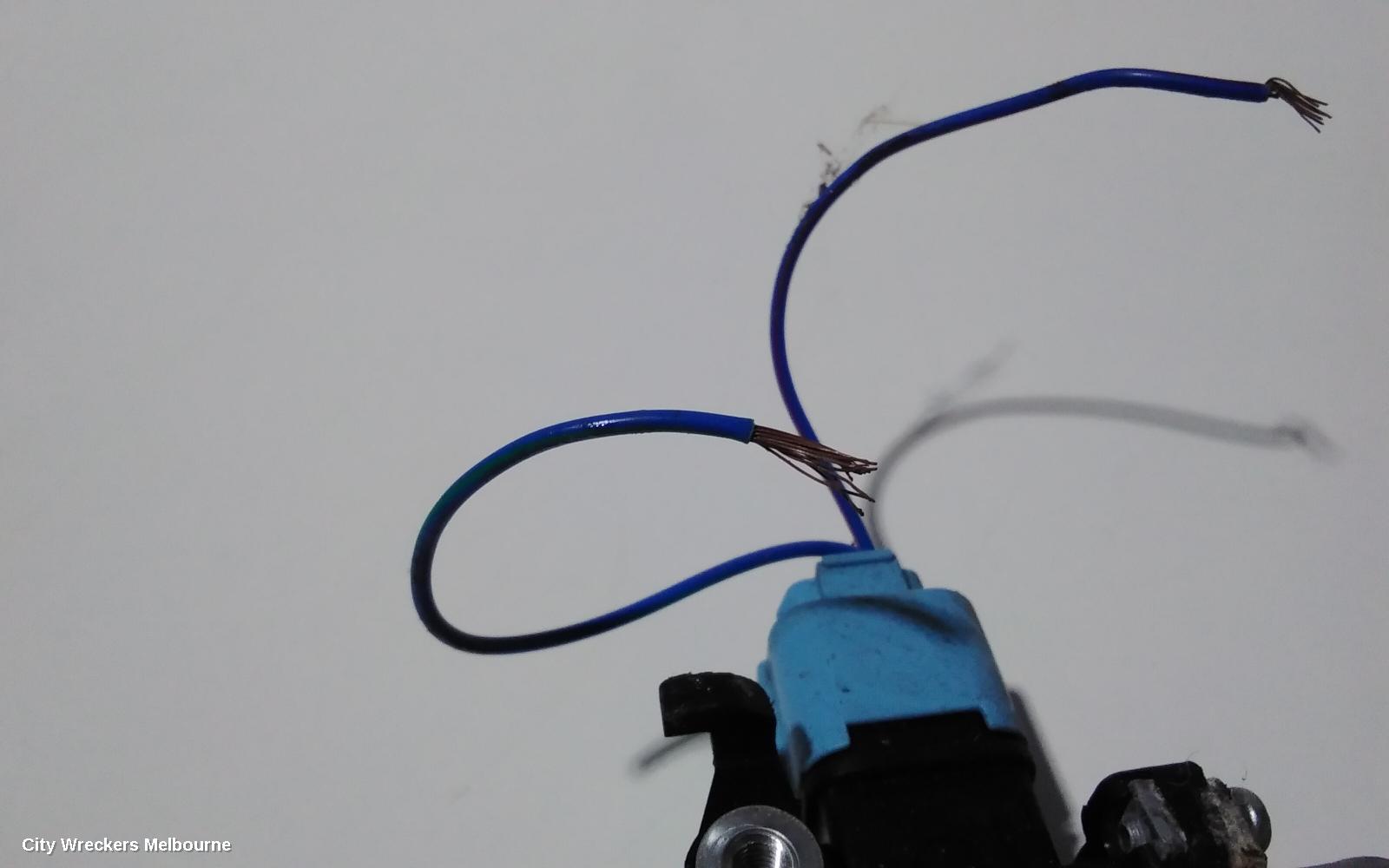 SUBARU IMPREZA RIGHT FRONT WINDOW REG/MOTOR, G3, DOOR REG ASSY (REG AND MOTOR), 2 WIRE TYPE, 04/2007 - 12/2013 - Image 3