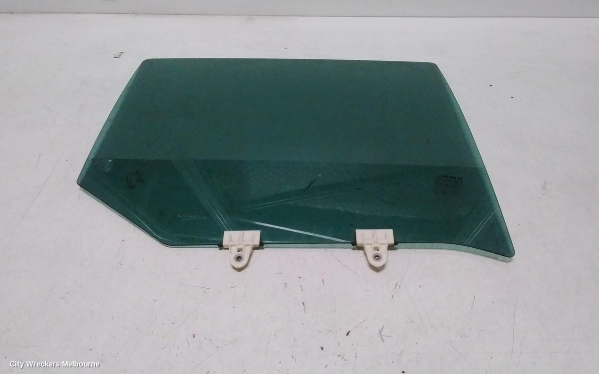RENAULT MEGANE RIGHT REAR DOOR WINDOW, X32/B95, 5DR HATCH, 09/2010 - 05/2016 - Image 1