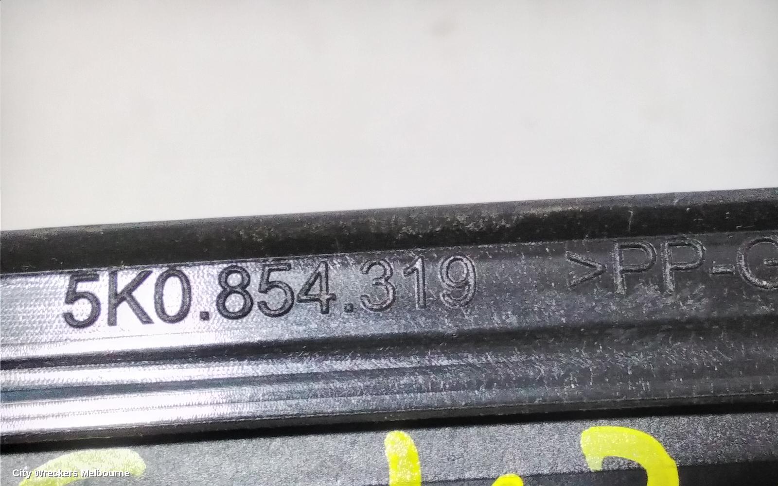 VOLKSWAGEN GOLF, GEN 6, 10/2008 - 12/2015, GEN6 GOLF LHS WINDSCREEN MOULD : 81457 - Image 3