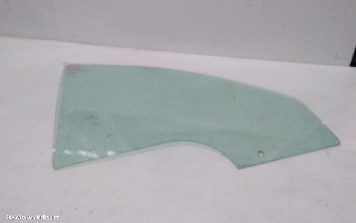 SKODA OCTAVIA RIGHT FRONT DOOR WINDOW, 1Z, 01/2004 - 10/2013 - Image 2