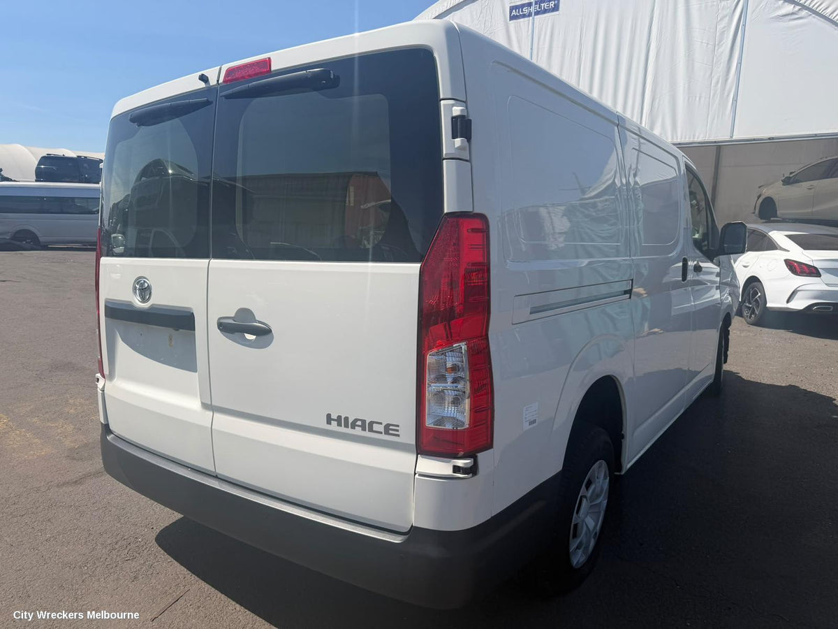 TOYOTA HIACE RIGHT TAILLIGHT, 300 SERIES, IN BODY, W/ HALOGEN TYPE, 02/2019 ONWARDS - Image 3