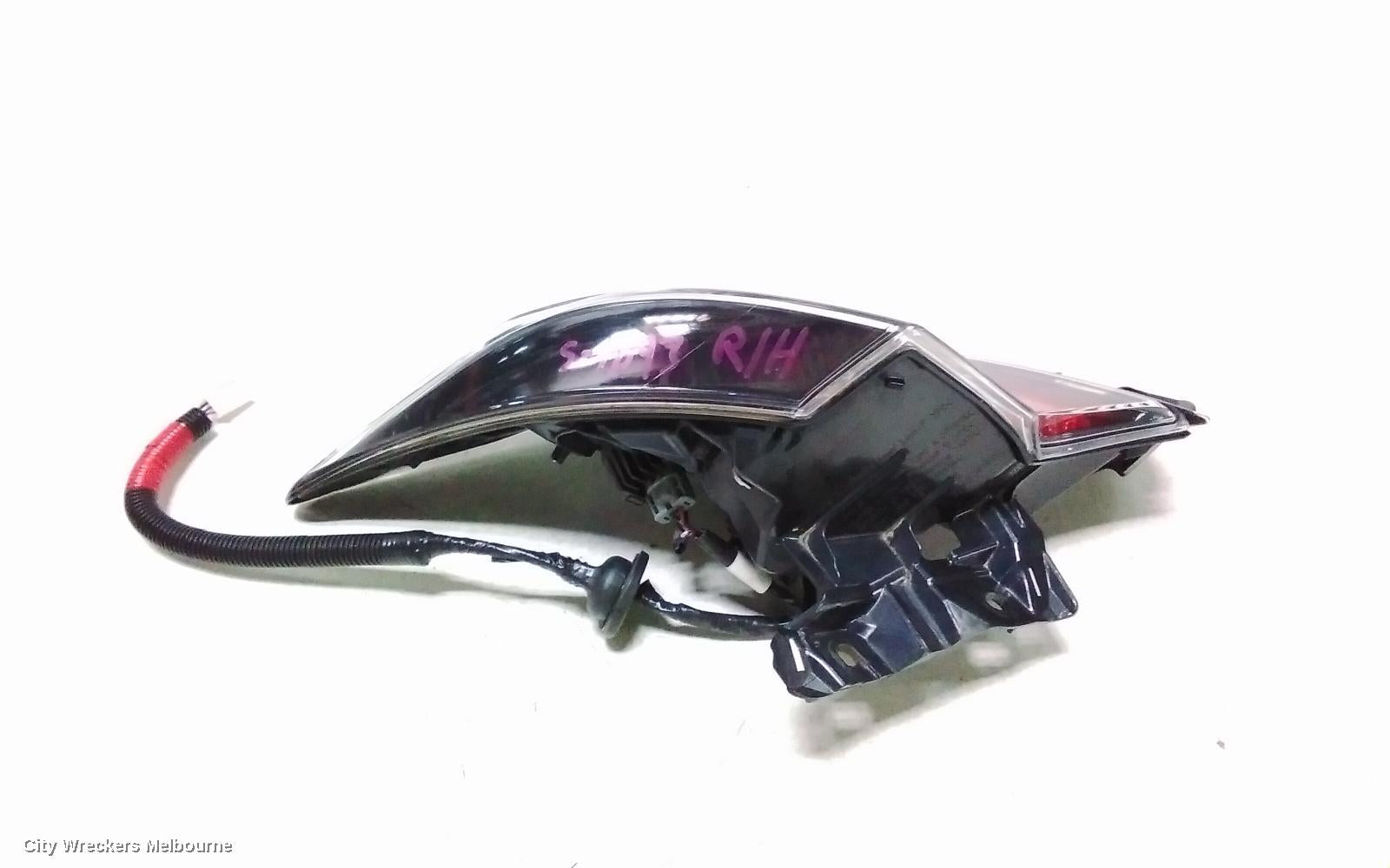 TOYOTA COROLLA RIGHT TAILLIGHT, E210, IN BODY, HATCH, 07/2018 - 08/2022 - Image 3