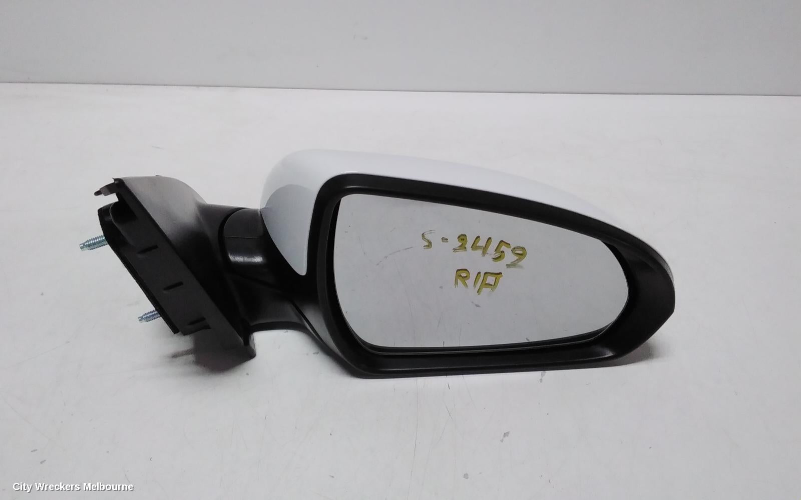 HYUNDAI I30 RIGHT DOOR MIRROR, PD, HATCH (S. KOREA VIN KMHH), POWER FOLD, W/ INDICATOR & BLIND SPOT TYPE, 03/2017 ONWARDS - Image 2