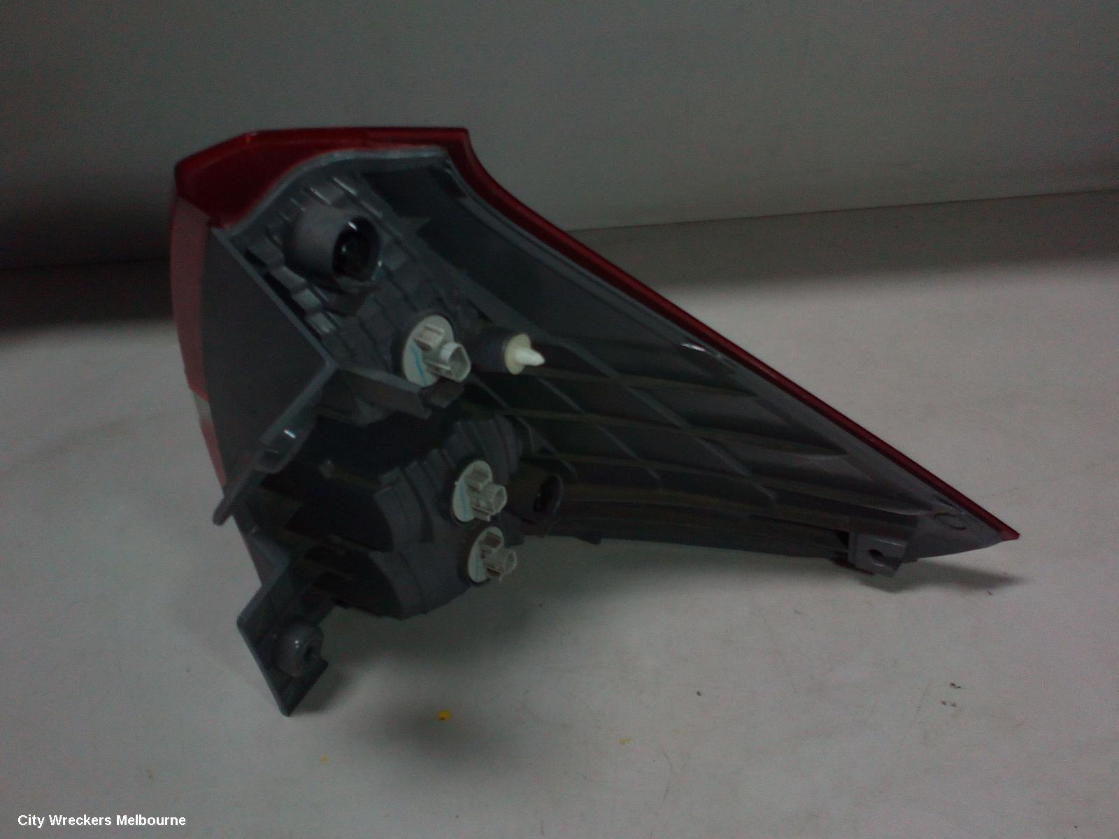 HONDA CRV LEFT TAILLIGHT, RM, LOWER, PETROL TYPE, 11/2014 - 04/2017 - Image 3