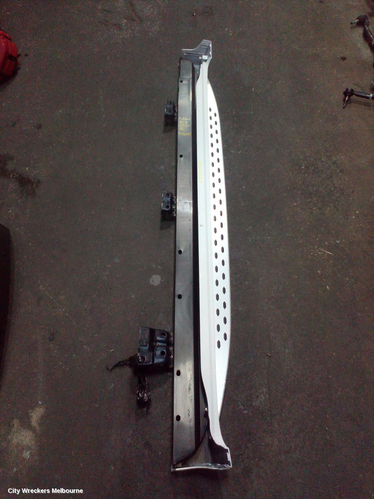 HOLDEN CAPTIVA SIDE STEP/SKIRT, CG, SILL SKIRT, RH SIDE, 01/2014 - 06/2018 - Image 2