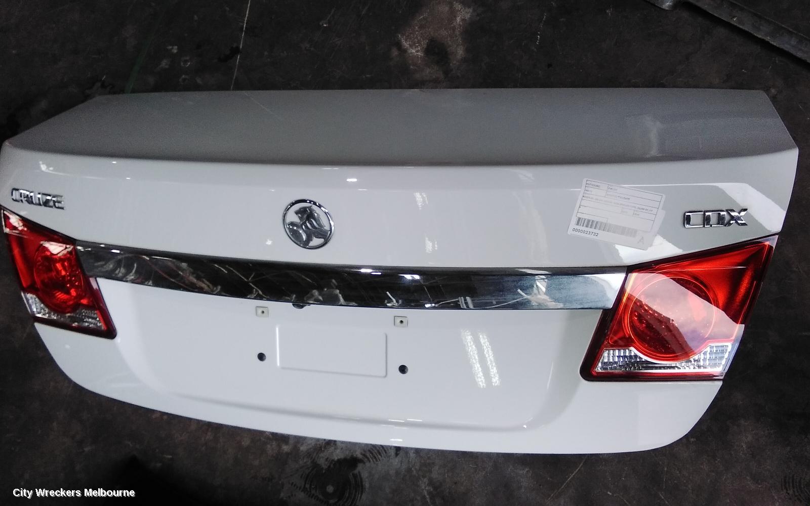 HOLDEN CRUZE BOOTLID/TAILGATE, BOOTLID, JG-JH, SEDAN, NON SPOILER TYPE, 03/2009 - 01/2017 - Image 3